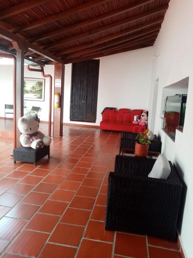 Chinácota Hotel La Casona מראה חיצוני תמונה