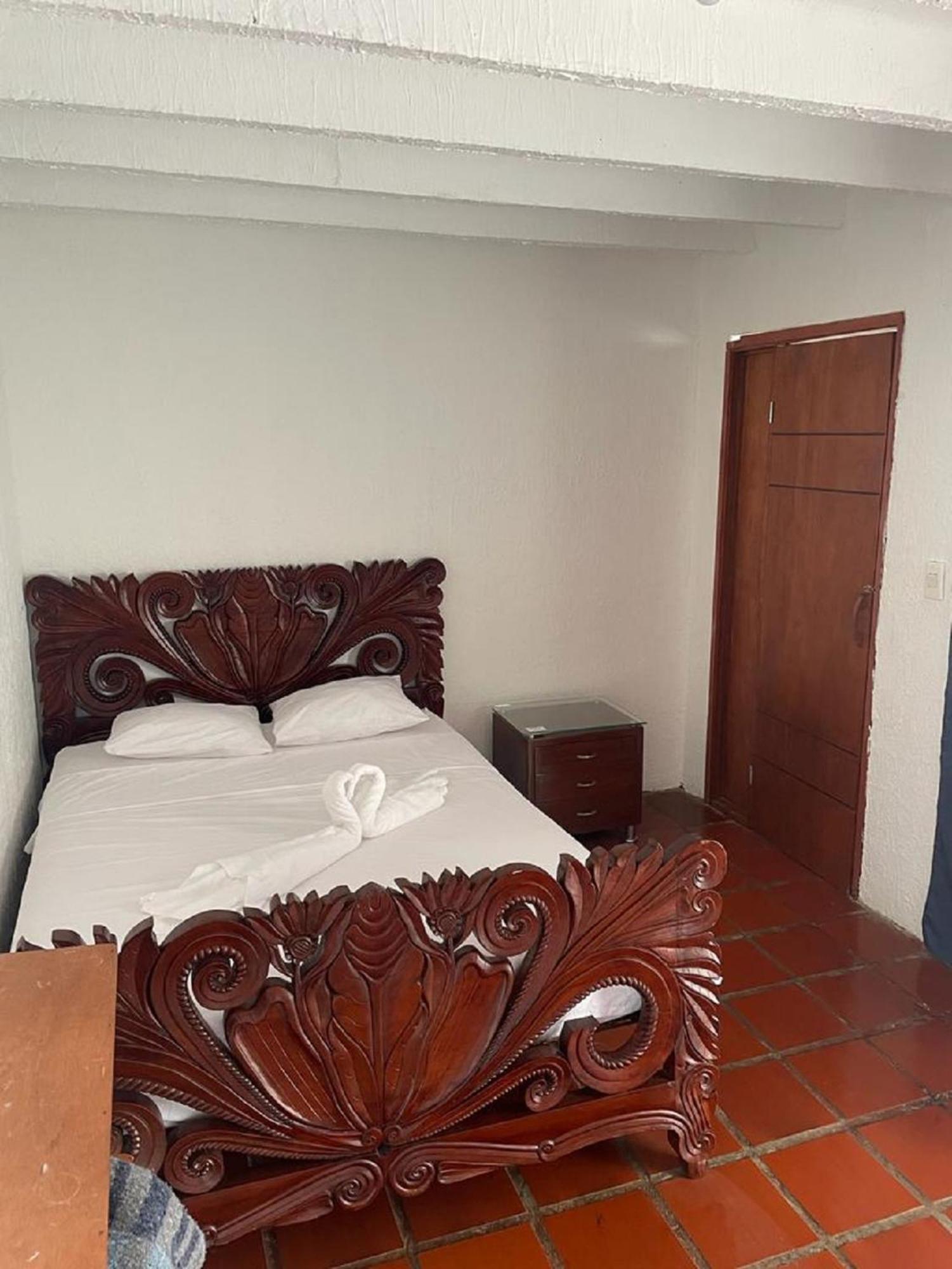 Chinácota Hotel La Casona מראה חיצוני תמונה