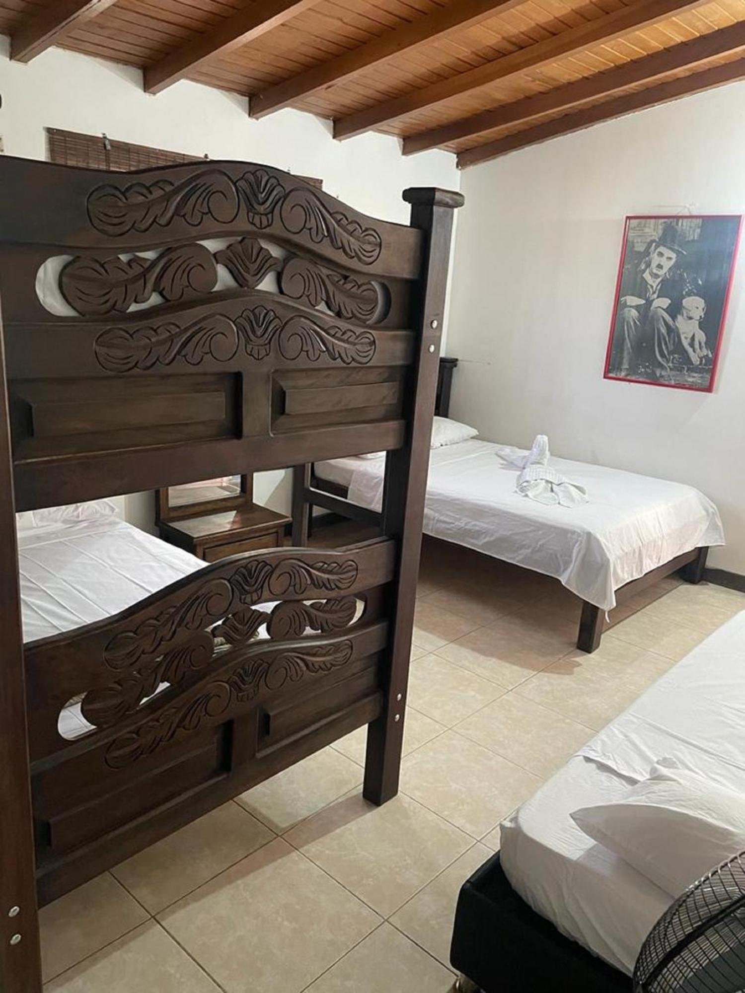 Chinácota Hotel La Casona מראה חיצוני תמונה