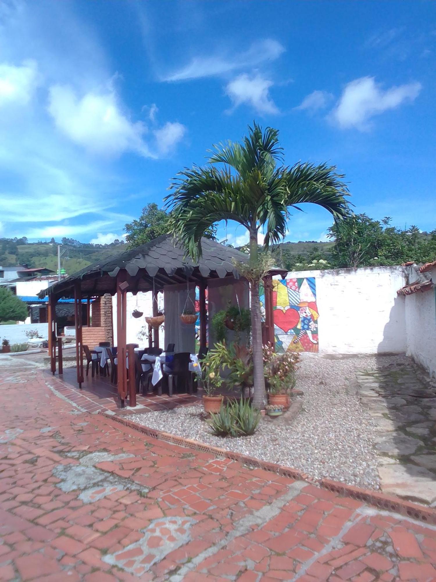 Chinácota Hotel La Casona מראה חיצוני תמונה