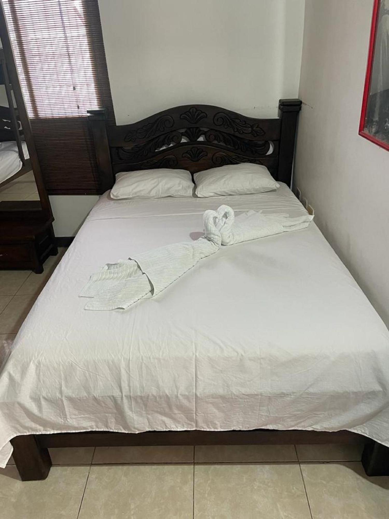 Chinácota Hotel La Casona מראה חיצוני תמונה